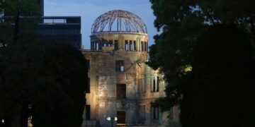 Атомную бомбардировку Хиросимы осудили большинство посетителей музея мира