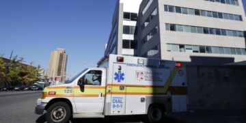 CNN: не менее пяти человек погибли в результате инцидента с автобусом в США