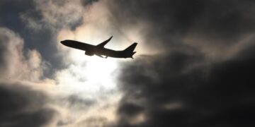 Эксперт рассказал, как быстро Россия и США могут возобновить авиасообщение