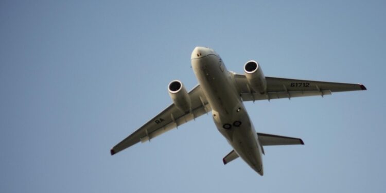 Гражданские рейсы смогут летать в Израиль через Турцию, сообщил источник