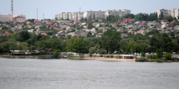 Киев поставил пенсионеров Херсона на грань выживания, заявил сенатор