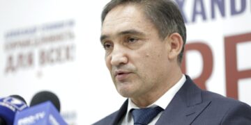 Кишинев закупает газ через посредников втрое дороже, заявил Стояногло