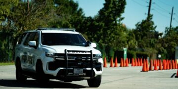 При стрельбе на парковке магазина в Техасе погибли три человека