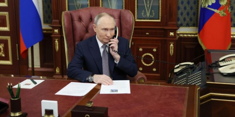 Путин провел телефонный разговор с президентом Бразилии