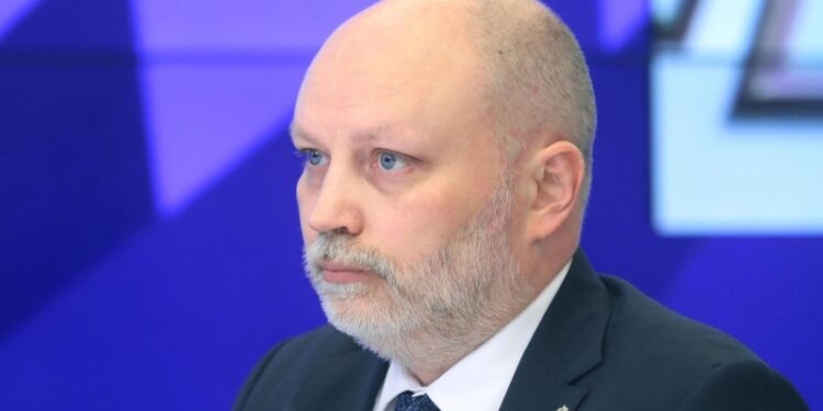 Саммит на Аляске загнал Зеленского в угол, заявил Рогов