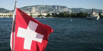 Швейцария профинансирует 12 проектов по реконструкции Украины