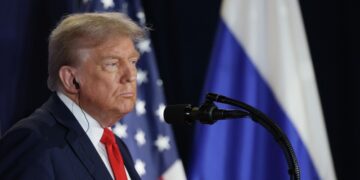 СМИ: Трамп заявил о готовности предоставить «гарантии безопасности» Украине