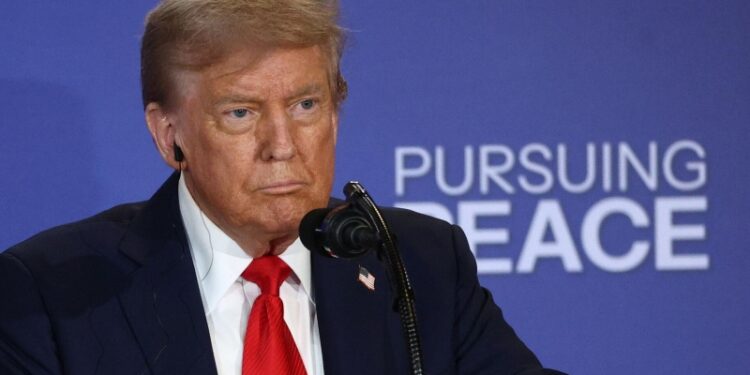 СМИ узнали, что Трамп сказал Зеленскому после встречи с Путиным