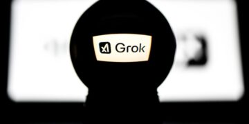 Соцсеть Х заблокировала аккаунт модели ИИ Grok