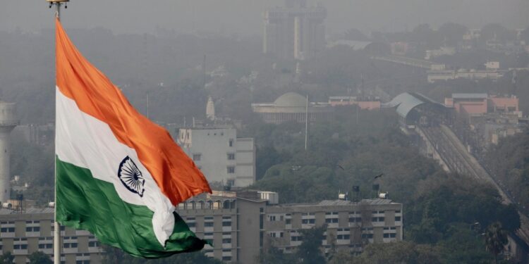 США из-за пошлин против Индии рискуют импортом алмазов и камней