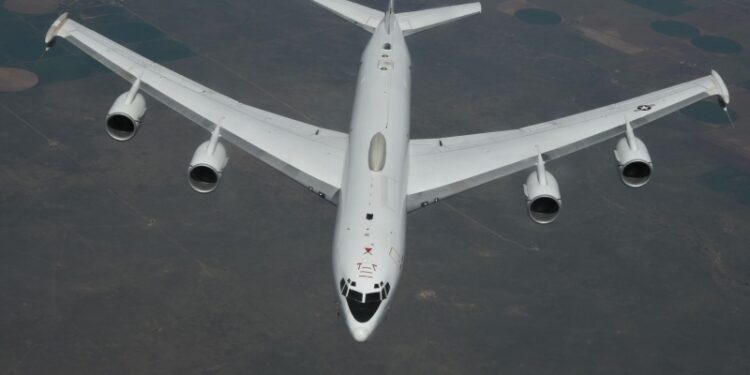 США направили в Гренландию самолет для управления подлодками, пишут СМИ