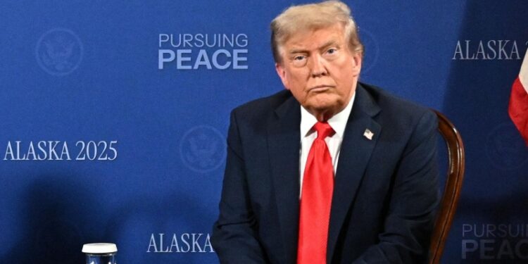 Трамп призвал Зеленского отказаться от Крыма для мира на Украине