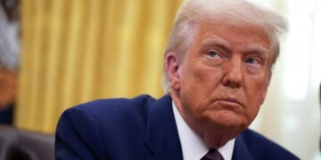 Трамп заявил, что встреча с Путиным будет предварительной