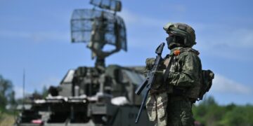 В Бердянске и Мелитополе отразили атаку беспилотников ВСУ, заявил Рогов