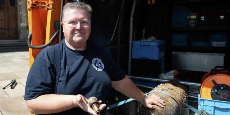 В Дрездене обезвредили бомбу времен Второй мировой войны