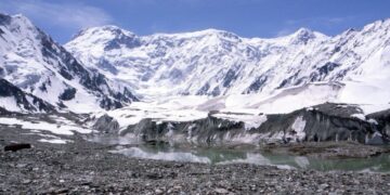 В Киргизии не смогли запустить дрон для поиска россиянки в горах