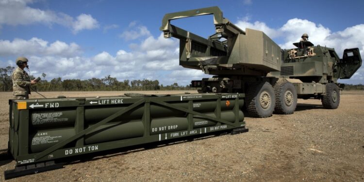 WSJ: Пентагон запрещает Украине бить вглубь России дальнобойным оружием