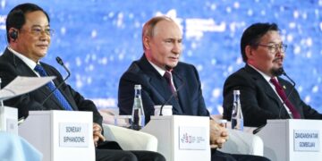 «Есть хорошие предложения». Путин рассказал о будущем России и мира