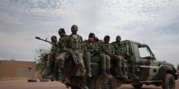 Франция приостановила сотрудничество с Мали в борьбе с терроризмом