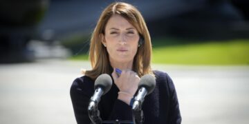 Глава ЕП отклонила идею провести минуту молчания в память об убитом Кирке