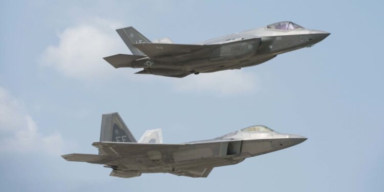 Источник: переговоры по закупке Турцией F-35 не связаны с российскими С-400