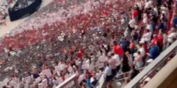 Маск опубликовал кадры с церемонии прощания c Кирком