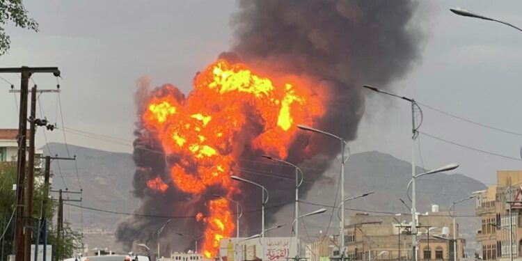 Минздрав правительства хуситов сообщил о росте числа жертв от атак Израиля