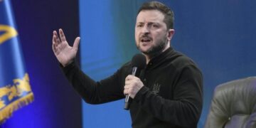 «На кону выживание». Зеленский испугался удара по самому больному