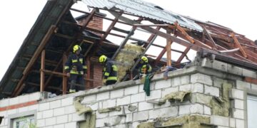 Навроцкий потребовал объяснений после статьи о падении ракеты с F-16 на дом