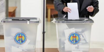 Оппозиционные партии набрали почти 50% на участках в Молдавии