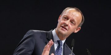 Опрос показал, как жители Германии относятся к Мерцу