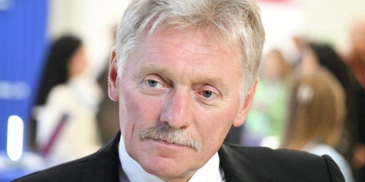 Песков: Кремль принимает во внимание заявления чиновников из США о санкциях