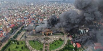 Посольство России заявило о снятии временных ограничений в Непале