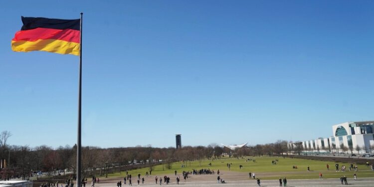 «Реальная угроза»: в Германии предупредили о войне с Россией