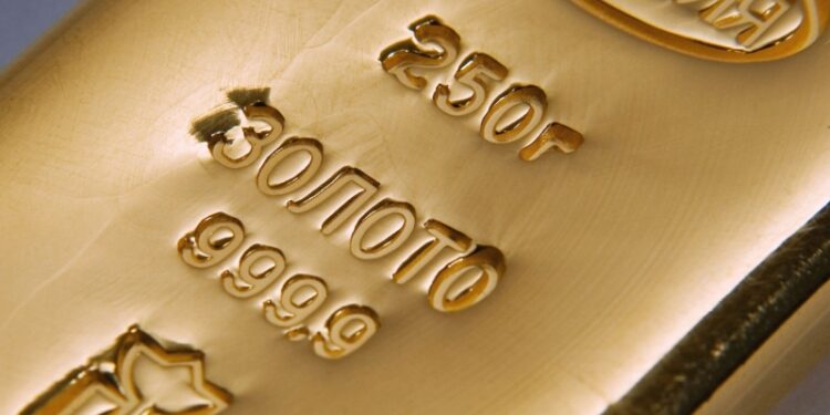 Швейцария увеличила импорт российского золота