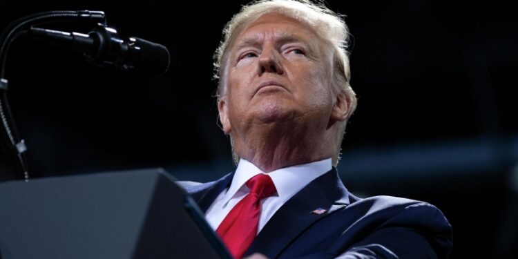 Трамп назвал сроки принятия решения по борьбе с преступностью в Чикаго