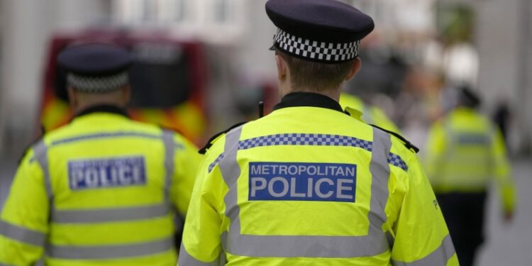 В Британии заявили о задержании трех «российских агентов»