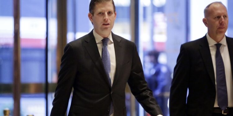 В Forbes узнали, как сын Трампа стал миллиардером