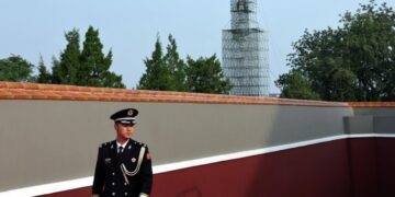 В Пекине показали системы радиоэлектронной борьбы