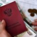В России с 1 октября выросли военные пенсии и оклады госслужащих