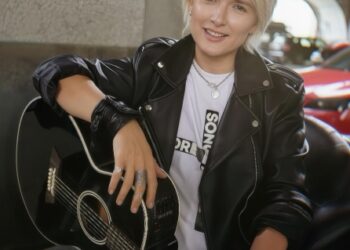 «Весь прошлый август я была на грани»: Солнце о депрессии, материнстве и сценариях на «ДОМе-2»