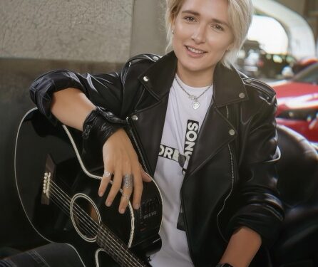 «Весь прошлый август я была на грани»: Солнце о депрессии, материнстве и сценариях на «ДОМе-2»