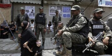 Афганские ВВС нанесли авиаудар по пакистанскому городу Лахор, сообщили СМИ