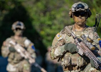 Американским военным могут перестать платить зарплату из-за шатдауна