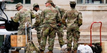 Апелляционный суд США разрешил Трампу послать войска в Портленд