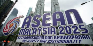 АСЕАН и Китай подписали обновленную версию соглашения о свободной торговле