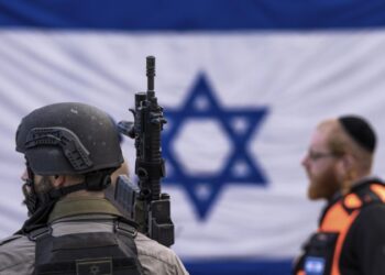 ЦАХАЛ заявила о начале серии ударов по объектам ХАМАС