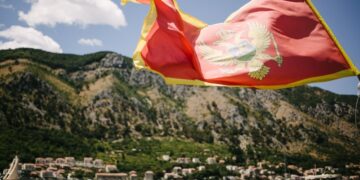 Черногория готовится привести визовый режим к стандартам ЕС