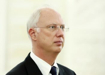 Дмитриев привез в подарок в США конфеты с Путиным