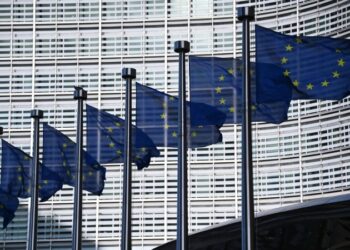 ЕК хочет предложить новый кредит Киеву под российские активы